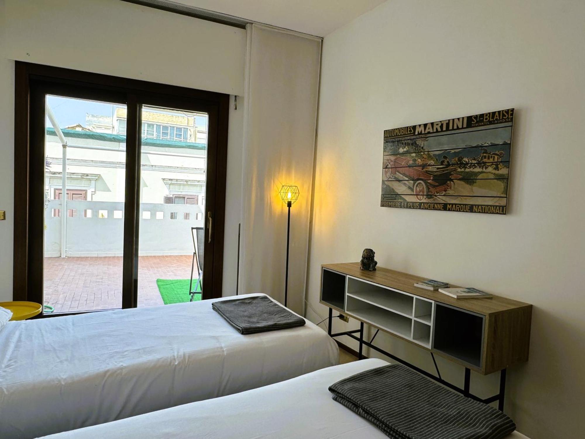 Attico 72 Lägenhet Bari Exteriör bild
